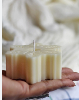 SNOW FLAKE CANDLE